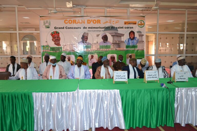 Concours de mémorisation du Coran 180 candidats veulent répartir avec le « Coran d’or »