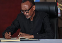 Rwanda : Paul Kagamé réélu à la tête du parti au pouvoir