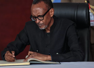 Rwanda : Paul Kagamé réélu à la tête du parti au pouvoir