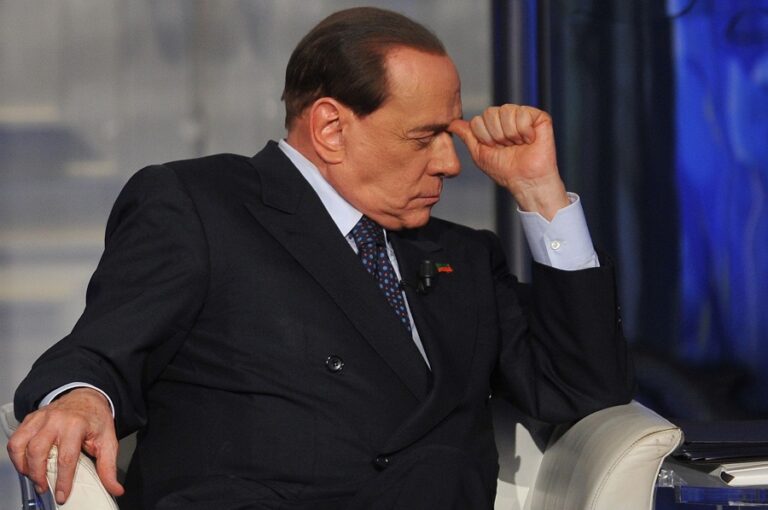 Italie : l’ex-président du Milan AC Silvio Berlusconi hospitalisé pour un problème cardiaque