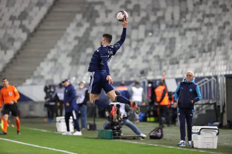 Football : l’UEFA crée un groupe de travail sur les fautes de main dans la surface de réparation