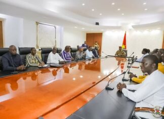 Burkina: « Nous sommes venus apporter le soutien de la classe politique, et encourager le Chef de l’Etat » Eddie Komboigo