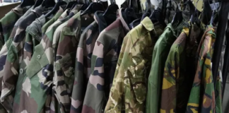 Vente d’effets militaires : Le ministre de la Défense envisage une réglementation