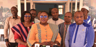 Assemblée législative de Transition : le Dr Ousmane Bougouma échange avec deux personnalités