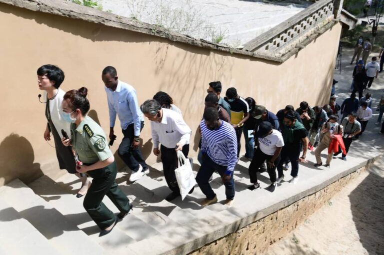 Chine : Des journalistes étrangers sur les traces de la révolution chinoise à Yan’an dans la province de Shaanxi  
