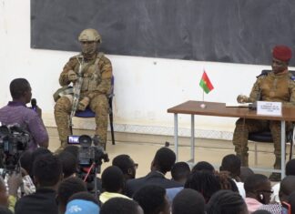 Insertion professionnelle : Le Gouvernement s’engage pour une « assistance de proximité » au profit des étudiants