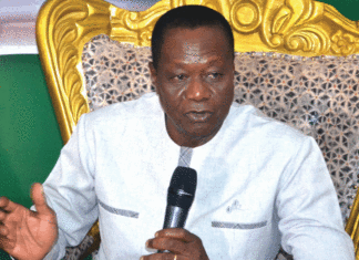 Littérature : Soungalo Appolinaire Ouattara « convoque » son parcours dans deux livres