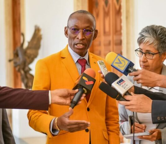 Coopération : Le Premier ministre burkinabè appelle la communauté internationale à lever les sanctions sur le Venezuela