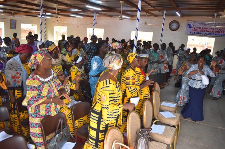 Région du centre: L’Association des messagères du Christ tient sa première conférence régionale