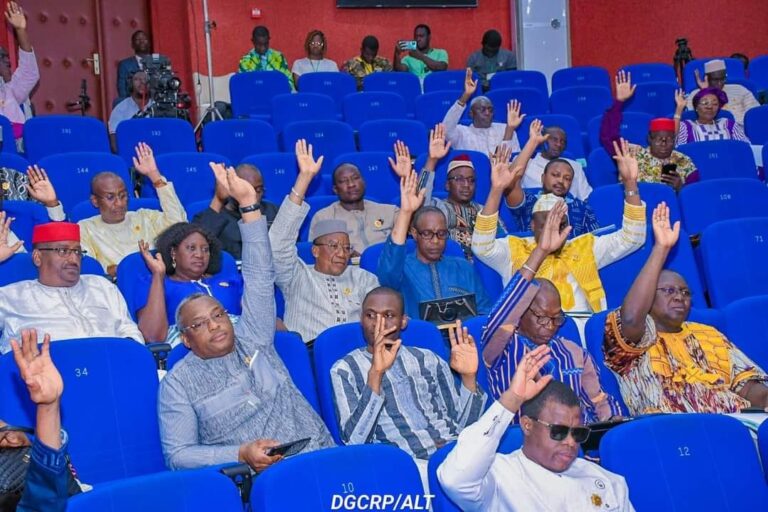 Burkina : L ’ALT adopte à l’unanimité la loi sur la promotion immobilière   