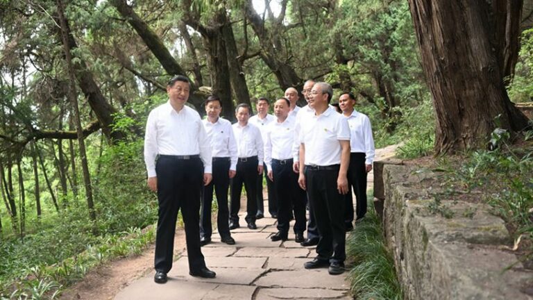 Sichuan en Chine : Xi Jinping appelle à de nouveaux progrès dans la gouvernance