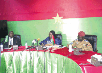 Transition au Burkina Faso : l’Union africaine évalue la situation