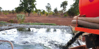 Boues fécales déversées illégalement à Koudougou : la cité du cavalier rouge « s’embourbe »