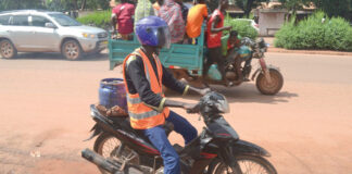 Bobo-Dioulasso : les livreurs à domicile, des acteurs-clé du commerce en ligne
