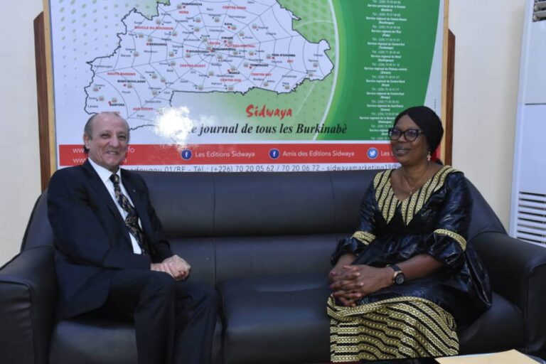 Editions Sidwaya : L’Ambassade d’Algérie veut renforcer sa collaboration avec le journal