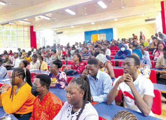 Bourses chinoises : des étudiants s’imprègnent des opportunités