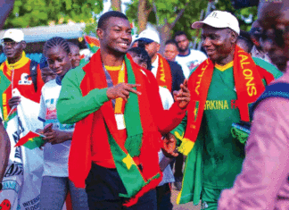 Mondiaux d’athlétisme: Hugues Fabrice Zango de retour au bercail avec sa médaille d’or