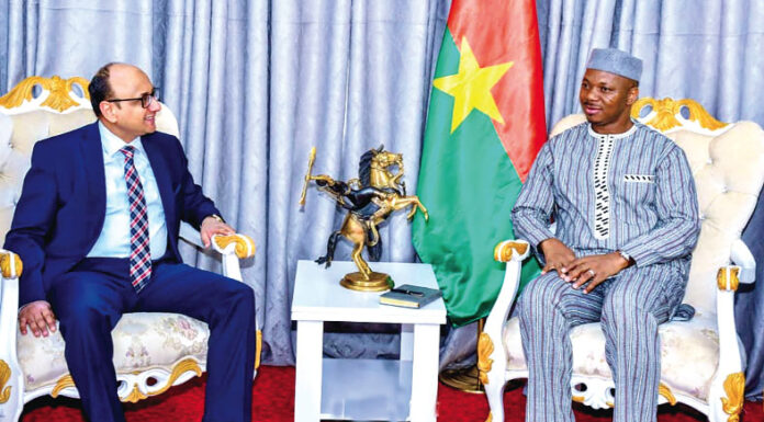Coopération Burkina-Egypte : l’ambassadeur Ibrahim Elkhouli fait ses adieux au président de l’ALT