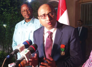 Coopération Burkina-Egypte : l’ambassadeur Ibrahim El Khouli honoré