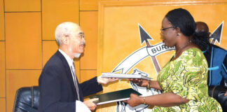 Coopération : le Burkina et le Japon signent un contrat d’aide alimentaire