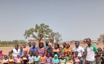 Province du Kadiogo : Des kits scolaires pour les enfants des PDI