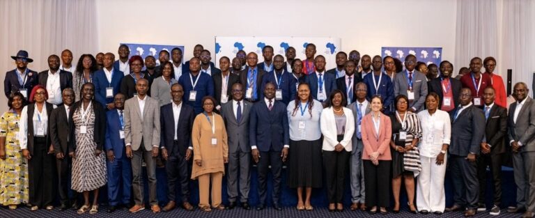 Journalisme économique et financier : Plus de 50 professionnels des médias en stage de certification à Abidjan avec Bloomberg
