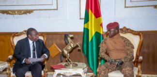 Burkina Faso – Guinée équatoriale : un émissaire du Président Obiang NGUEMA reçu par le Chef de l’Etat