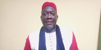 Cinéma : le Grand prix de la critique Clément Tapsoba décerné au film Le Taxi, le cinéma et moi de Salam Zampaligré