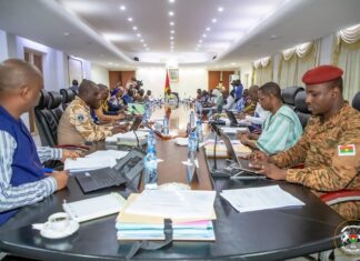 Conseil des ministres : le gouvernement adopte le principe de deux cartes SIM maximum pour les abonnés de chaque opérateur de téléphonie