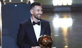 Football : Lionel Messi remporte pour la 8e fois le ballon d’or