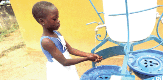 Hygiène en milieu scolaire : l’école de Saonghin vent debout contre la crasse des toilettes