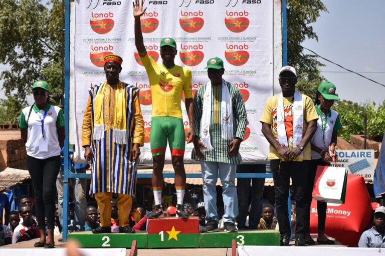 Tour du Faso 2023: Victoire d’étape et maillot jaune pour Paul Daumont