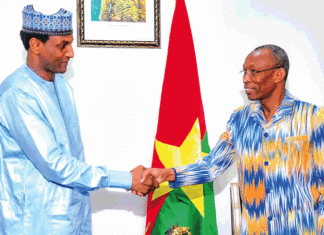 Coopération Burkina-Niger: le Premier ministre nigérien chez Apollinaire Joachimson Kyélem de Tambela