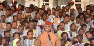 Journée mondiale de l’enfance : « Tant que les enfants du Burkina ne seront pas dans de meilleures conditions, notre combat ne s’arrêtera pas » capitaine Ibrahim Traoré