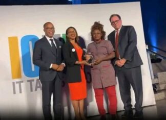 Prix ICFJ Knight 2023 : Mariam Ouédraogo des Editions Sidwaya reçoit son trophée et le dédie aux femmes victimes du terrorisme