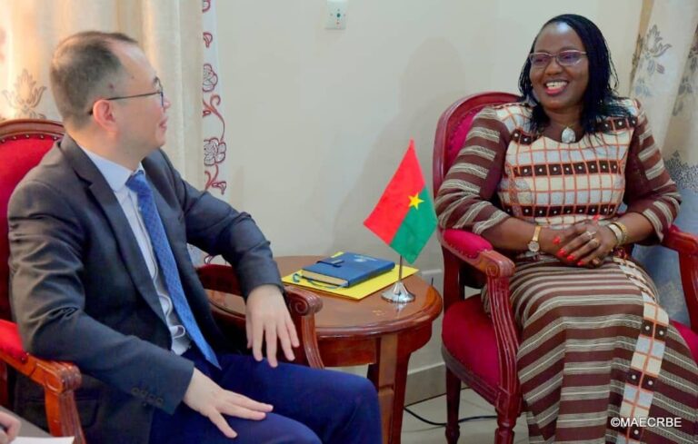 Coopération Burkina Faso-Chine: Pékin annonce une aide alimentaire pour 1,7 milliard de francs CFA