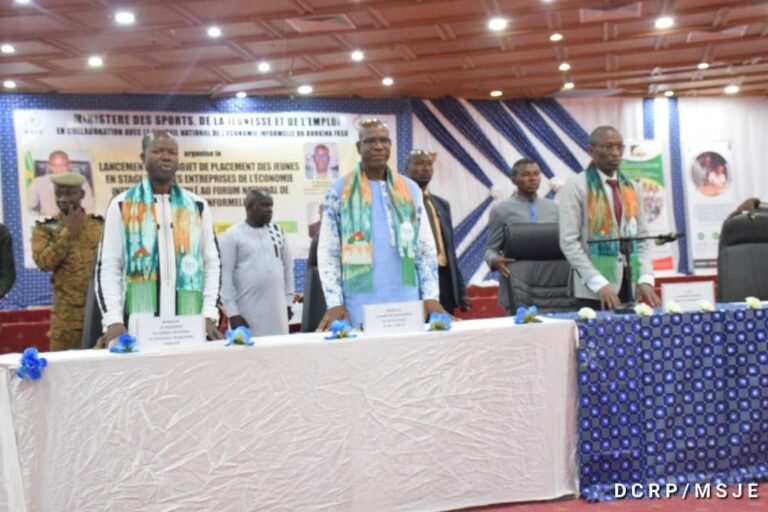 Burkina : Le projet de placement des jeunes en stage dans les entreprises informelles lancé