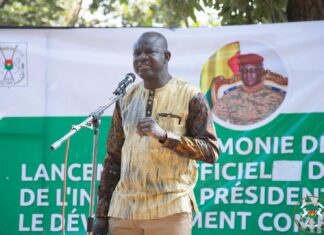 Initiative présidentielle pour le développement communautaire : les travaux de pavage de la cité SOCOGIB de Wayalghin officiellement lancés