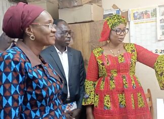 Medias : la ministre en charge de l’Action humanitaire Nandy Somé encourage les Editions Sidwaya