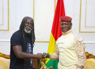 Unité africaine et souveraineté des Etats : Tiken Jah FAKOLY salue l’engagement du Capitaine Ibrahim TRAORE,