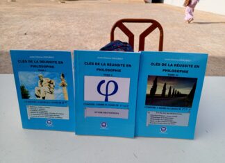Littérature Les ‘’Clés de la réussite en philosophie’’ de Justin Etienne Coulibaly dédicacées