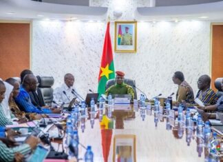 Burkina : suppression du Médiateur du Faso, du CES et de la Haute Cour de justice