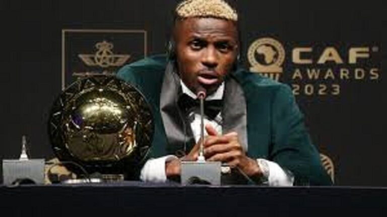 CAF Awards 2023 : le Nigerian Victor Osimhen sacré Joueur africain de l&rsquo;année