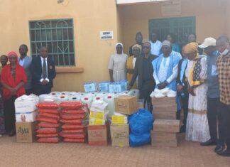 Rotary club Ouagadougou Savane: Un Arbre de Noel pour créer de l’espoir à Home Kisito