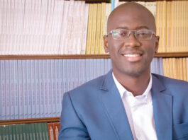 Tribune : « Les gouvernements émetteurs d’une monnaie nationale ne peuvent manquer de fonds », dixit Ndongo Samba Sylla, économiste sénégalais