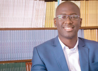 Tribune : « Les gouvernements émetteurs d’une monnaie nationale ne peuvent manquer de fonds », dixit Ndongo Samba Sylla, économiste sénégalais