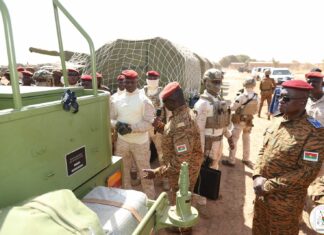 Lutte contre le terrorisme : le Chef de l’Etat remet un important lot de matériel militaire au ministère de la Défense