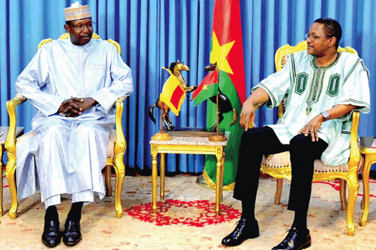 Coopération bilatérale : Ouagadougou et N’Djamena pour une « coopération soudée »