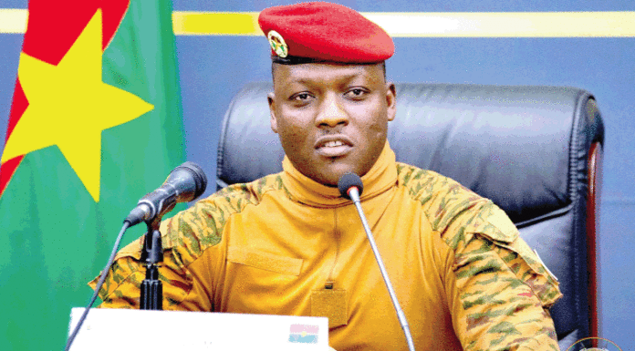 Présidence du Faso : le chef de l’Etat annonce la traque contre la corruption et l’absentéisme dans l’administration publique