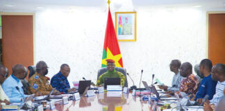 Confection des tenues militaires et paramilitaires : création d’une société d’économie mixte spécialisée